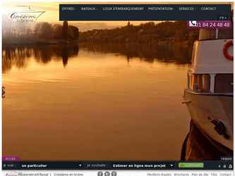 Afin d'augmenter le taux de conversion, Croisieres en Seine a décidé de refaire son site internet. Nous avons proposé un design responsive, qui donne plus d'importance aux visuels (les images de fond changent en fonction de la page que l'internaute est en train de visiter). 
Le deuxième aspect que nous avons développé a été la présence pemanente des formulaires (dans la barre qui se trouve au dessus des pages).
Le site a été conçu afin d'être intégré sous WordPress, plateforme qui nous permet, à l'aide des wdgets, de personnaliser les sidebars de chaque page. 
